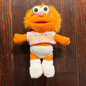 Sesame Street Zoe June 2001 Fisher-Price Orange Plush 11" Mattel - EUC